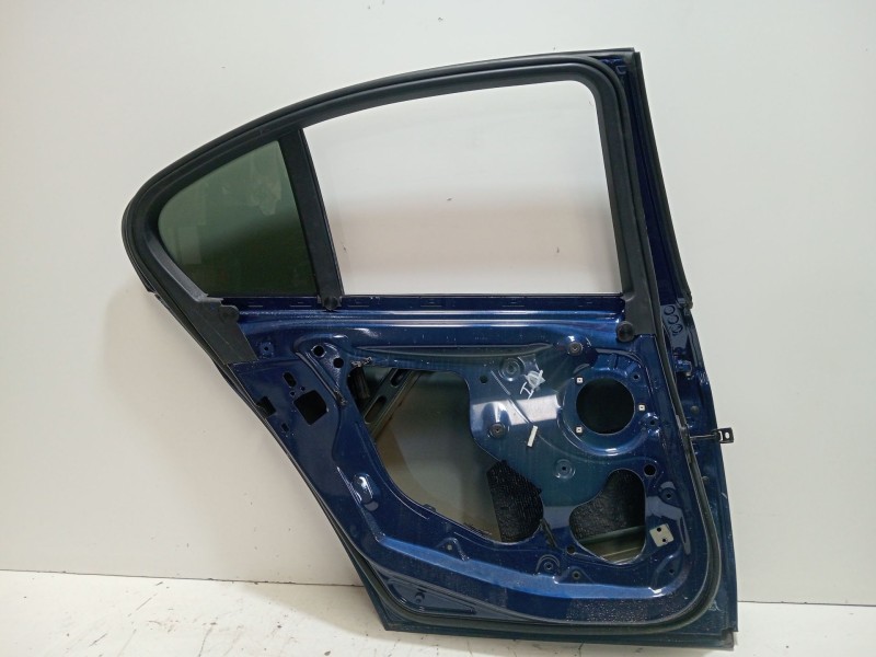 Recambio de puerta trasera izquierda para bmw 3 (f30, f80) 318 d referencia OEM IAM 41009628761  