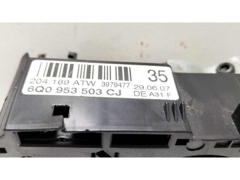 Recambio de mando multifuncion para seat ibiza (6l1) sport referencia OEM IAM 6Q0953503CJ  
