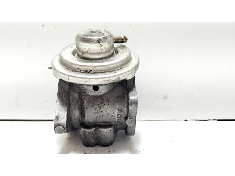 Recambio de valvula egr para volkswagen golf v (1k1) 2.0 tdi 16v referencia OEM IAM 038129637D  