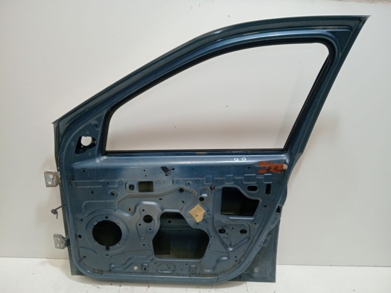 Recambio de puerta delantera derecha para dacia logan (ls_) 1.5 dci (ls04) referencia OEM IAM 801001895R  