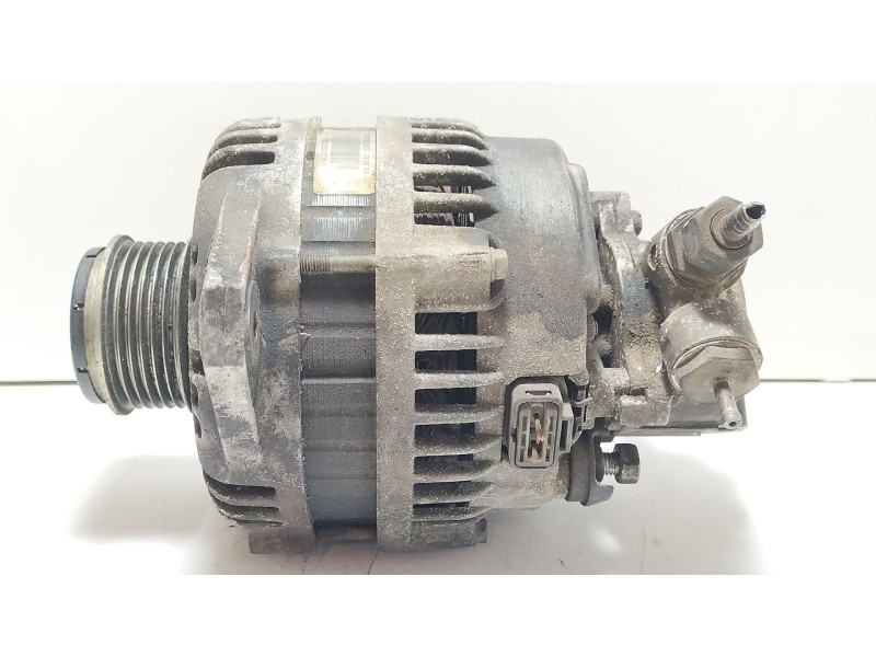 Recambio de alternador para opel astra h (a04) 1.7 cdti (l48) referencia OEM IAM 95524437  