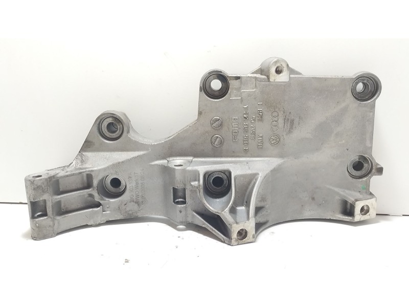 Recambio de soporte alternador para volkswagen golf v berlina (1k1) highline referencia OEM IAM 03G903143A  