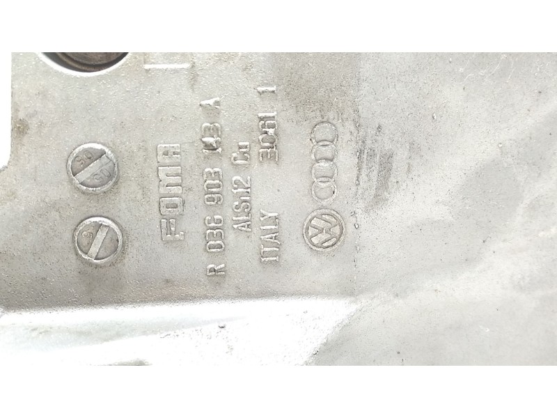 Recambio de soporte alternador para volkswagen golf v berlina (1k1) highline referencia OEM IAM 03G903143A  