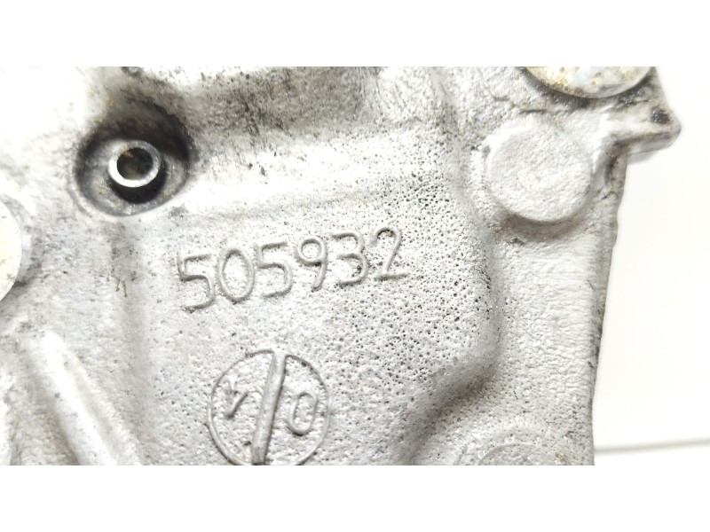 Recambio de soporte motor para peugeot 407 (6d_) 1.6 hdi 110 (6d9hzc, 6d9hyc) referencia OEM IAM 505932  
