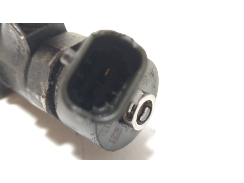 Recambio de inyector para citroën berlingo first combi 1,6 hdi 75 sx referencia OEM IAM 0445110239  
