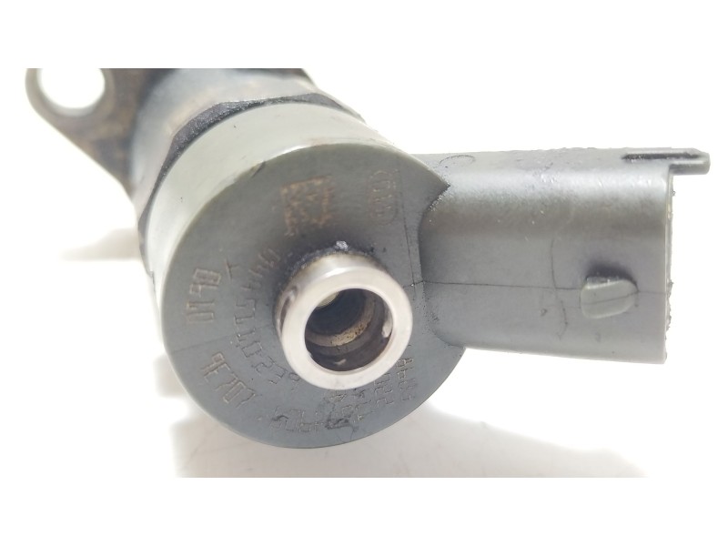 Recambio de inyector para citroën berlingo first combi 1,6 hdi 75 sx referencia OEM IAM 0445110239  