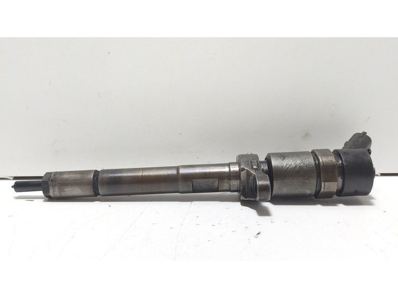 Recambio de inyector para ford focus c-max (cap) ambiente (d) referencia OEM IAM 0445110188  