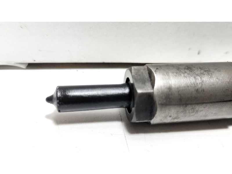 Recambio de inyector para ford focus c-max (cap) ambiente (d) referencia OEM IAM 0445110188  