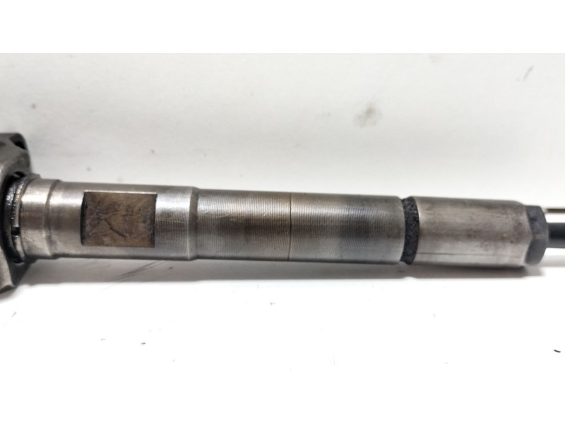 Recambio de inyector para ford focus c-max (cap) ambiente (d) referencia OEM IAM 0445110188  