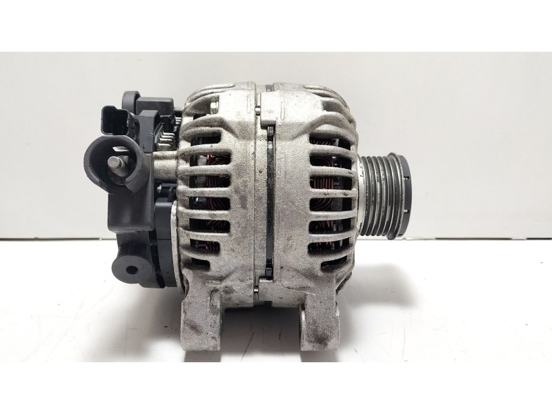 Recambio de alternador para citroën c3 1.4 hdi referencia OEM IAM LRA02226  