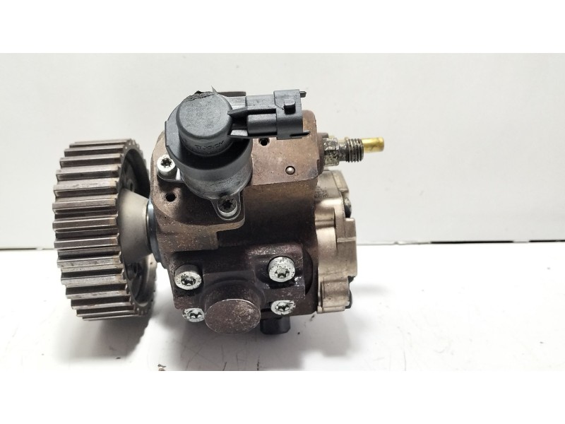 Recambio de bomba inyeccion para volvo v50 (545) 1.6 d referencia OEM IAM 0445010102  