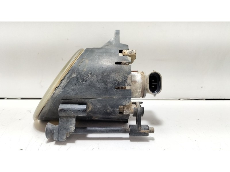Recambio de faro antiniebla izquierdo para audi a4 b7 (8ec) 2.0 tdi quattro referencia OEM IAM 0305063001  