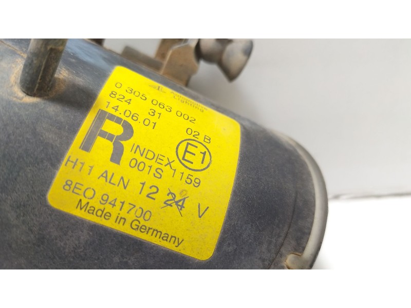 Recambio de faro antiniebla derecho para audi a4 b6 (8e2) 1.9 tdi referencia OEM IAM 0305063002  
