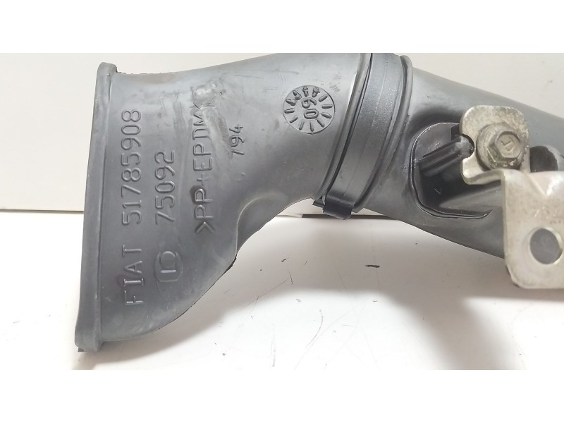 Recambio de tubo para peugeot bipper tepee 1.4 hdi referencia OEM IAM 51785908  