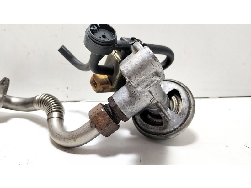 Recambio de valvula egr para mercedes-benz clase e (w210) berlina 240 (210.061) referencia OEM IAM A1121400060  