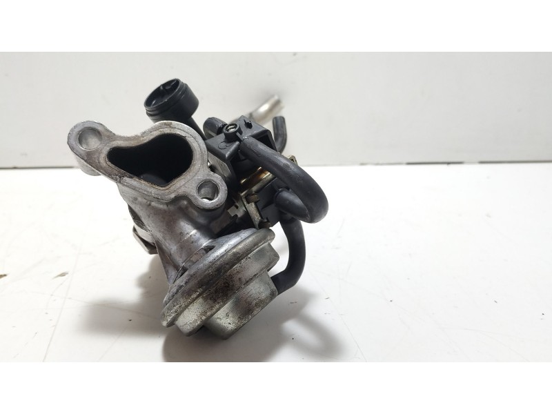 Recambio de valvula egr para mercedes-benz clase e (w210) berlina 240 (210.061) referencia OEM IAM A1121400060  