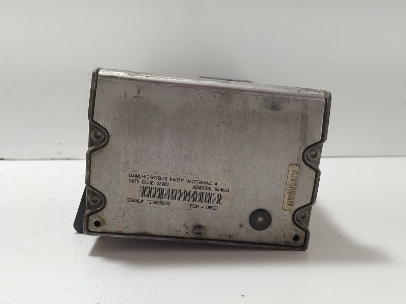 Recambio de caja reles / fusibles para chrysler voyager (rg) 2.5 crd executive referencia OEM IAM 04727558AC  