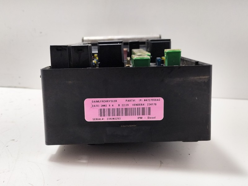 Recambio de caja reles / fusibles para chrysler voyager (rg) 2.5 crd executive referencia OEM IAM 04727558AC  