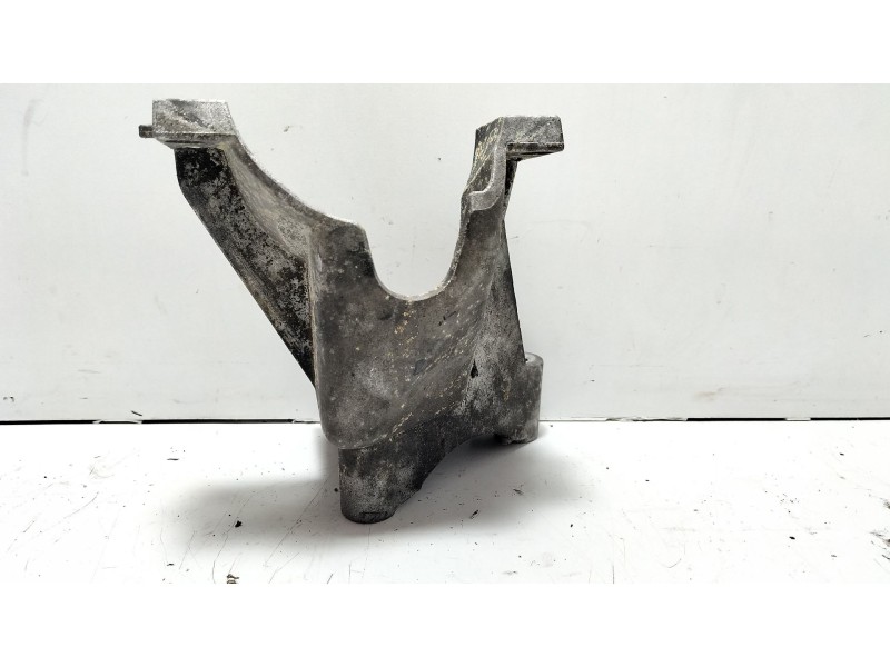 Recambio de soporte motor para citroën berlingo 2.0 hdi 600 furg. referencia OEM IAM 9638770480  