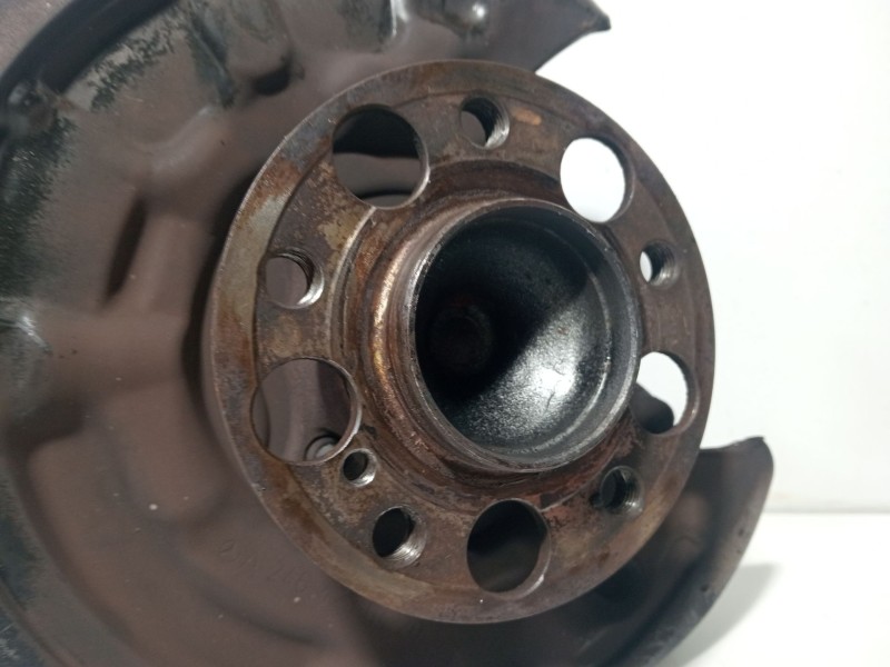 Recambio de mangueta trasera izquierda para mercedes-benz clase b sports tourer (w246, w242) b 180 cdi (246.200) referencia OEM 