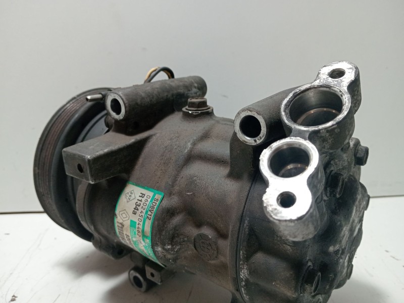 Recambio de compresor aire acondicionado para renault clio ii (bb_, cb_) 1.5 dci referencia OEM IAM 8200315744  