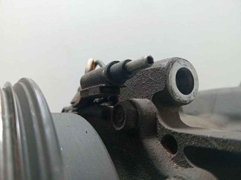 Recambio de compresor aire acondicionado para renault clio ii (bb_, cb_) 1.5 dci referencia OEM IAM 8200315744  