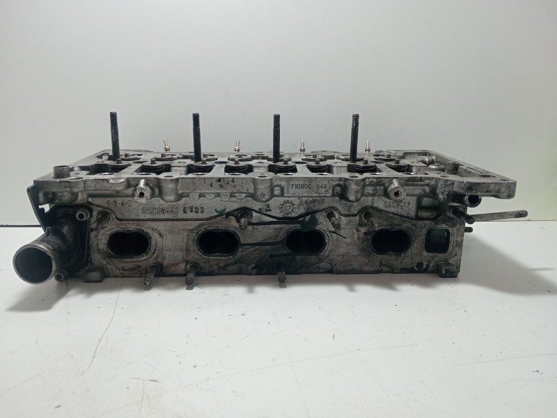 Recambio de culata para lancia delta iii (844_) 2.0 d multijet (844.axg1a, 844.axn1a) referencia OEM IAM 55213844  