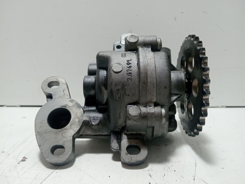 Recambio de bomba aceite para ford transit caja cerrada ´06 2.4 tdci cat referencia OEM IAM 1C1Q6600  