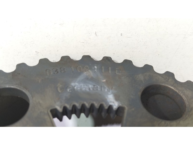 Recambio de polea arbol levas para seat leon (1p1) 2.0 tdi referencia OEM IAM 038109111E  