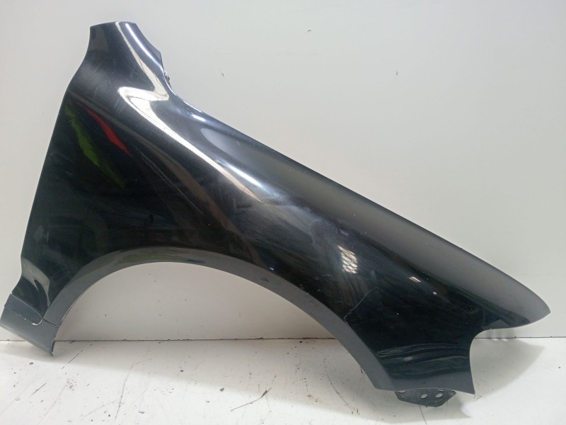 Recambio de aleta delantera derecha para volkswagen touareg (7la, 7l6, 7l7) 5.0 v10 tdi referencia OEM IAM 7L6821102K  