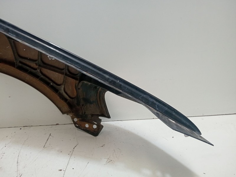 Recambio de aleta delantera izquierda para volkswagen touareg (7la, 7l6, 7l7) 5.0 v10 tdi referencia OEM IAM 7L6821101K  