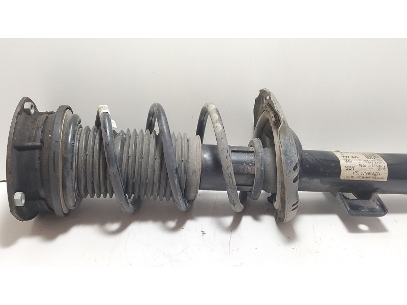 Recambio de amortiguador delantero derecho para seat ibiza v (kj1, kjg) 1.0 mpi referencia OEM IAM 2Q0413031AN  