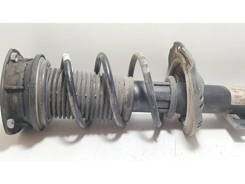 Recambio de amortiguador delantero izquierdo para seat ibiza v (kj1, kjg) 1.0 mpi referencia OEM IAM 2Q0413031AN  