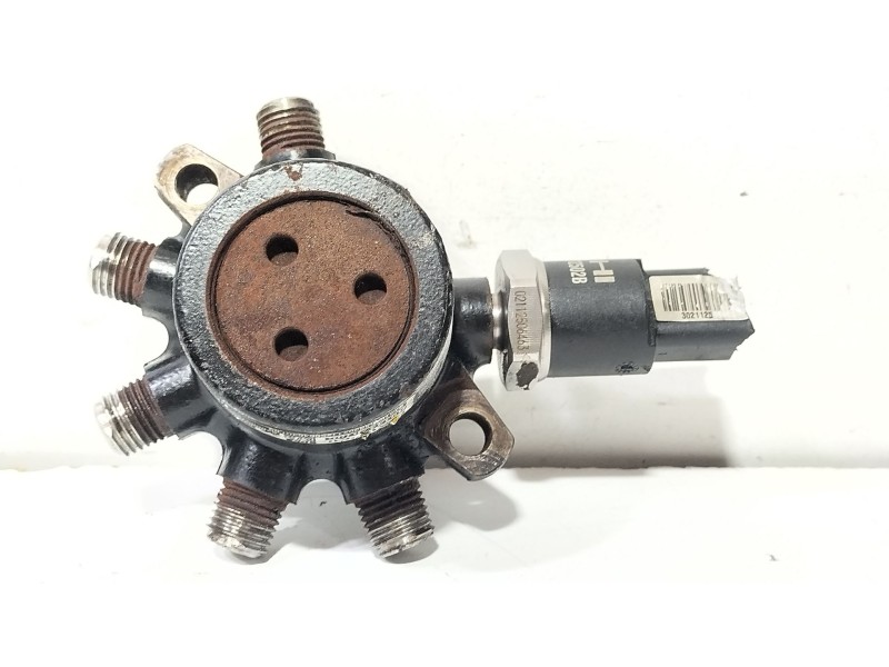 Recambio de rampa inyectora para renault megane ii (bm0/1_, cm0/1_) 1.5 dci (bm0f, bm0t, bm2b, cm0f, cm0t) referencia OEM IAM 82