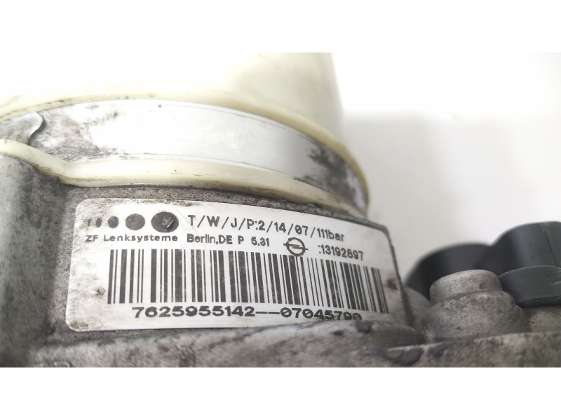 Recambio de bomba direccion para opel astra h gtc (a04) 1.7 cdti (l08) referencia OEM IAM 7625955142  
