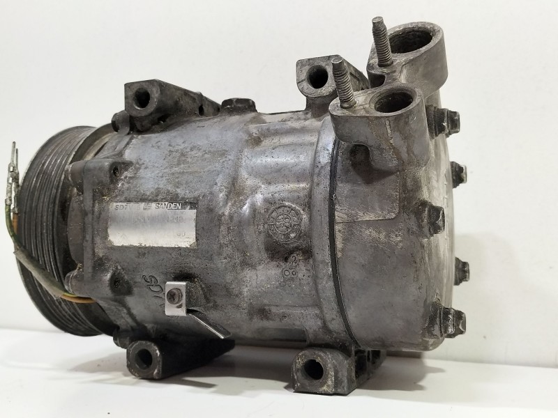 Recambio de compresor aire acondicionado para citroën xsara picasso 2.0 hdi 90 sx top referencia OEM IAM SD7V16  