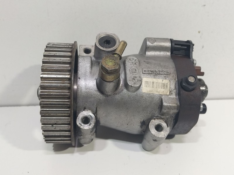 Recambio de bomba inyeccion para renault clio iii 1.5 dci diesel cat referencia OEM IAM 8200057225  