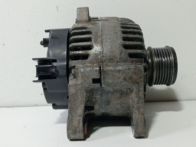 Recambio de alternador para dacia logan (ls_) 1.5 dci (ls04) referencia OEM IAM 8200667608  