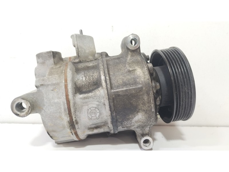 Recambio de compresor aire acondicionado para seat ibiza iv sc (6j1, 6p5) 1.2 tsi referencia OEM IAM 5K0820803C  