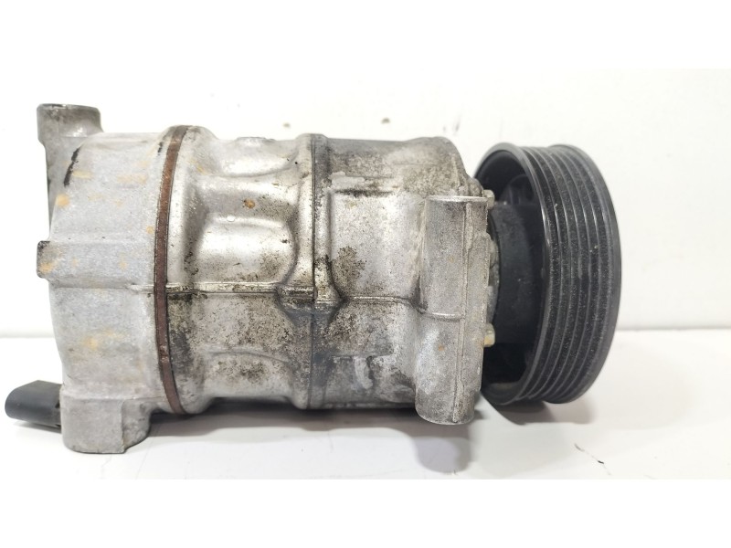 Recambio de compresor aire acondicionado para seat ibiza iv sc (6j1, 6p5) 1.2 tsi referencia OEM IAM 5K0820803C  