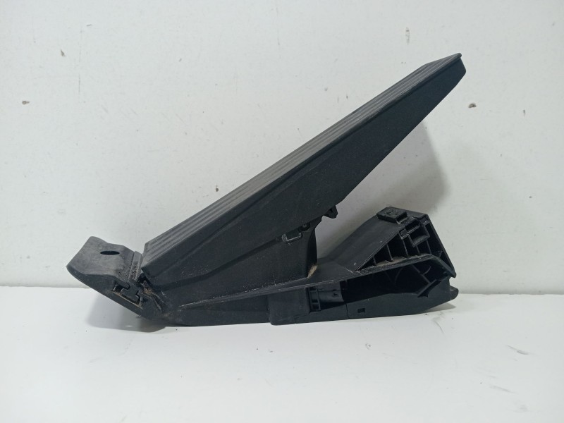 Recambio de potenciometro pedal para bmw x5 (e70) 3.0 turbodiesel cat referencia OEM IAM 35426852644  