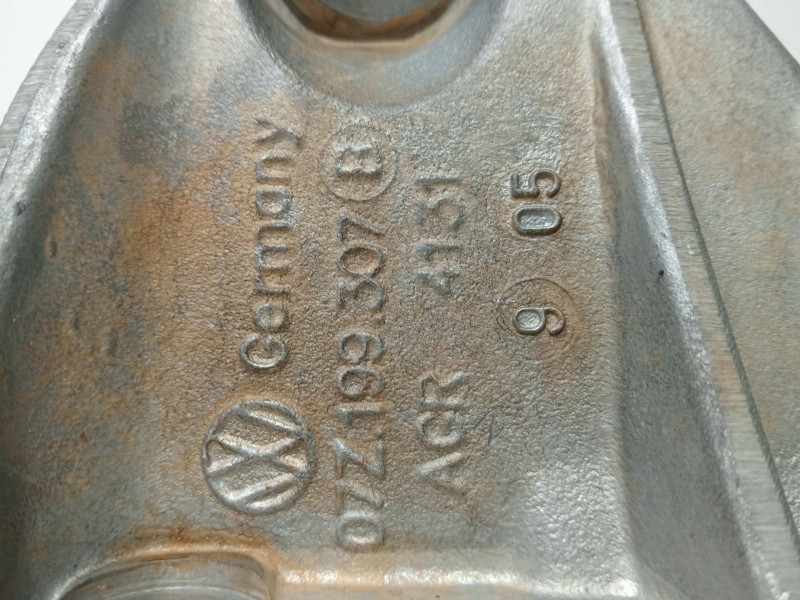 Recambio de soporte motor izquierdo para volkswagen touareg (7la, 7l6, 7l7) 5.0 v10 tdi referencia OEM IAM 07Z199307  