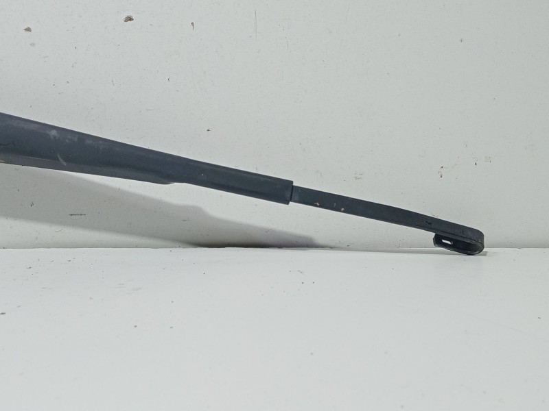 Recambio de brazo limpia delantero izquierdo para land rover discovery iv (l319) 3.0 sdv6 4x4 referencia OEM IAM LR038124  