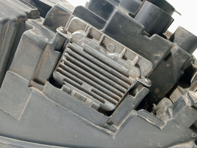 Recambio de faro derecho para land rover discovery iv (l319) 3.0 sdv6 4x4 referencia OEM IAM LR023537  