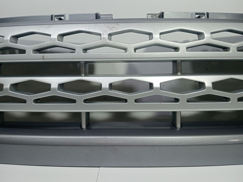 Recambio de rejilla paragolpes delantero para land rover discovery iv (l319) 3.0 sdv6 4x4 referencia OEM IAM LR024301  