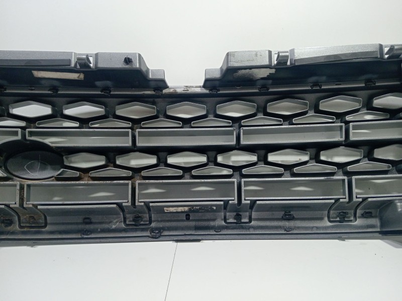 Recambio de rejilla paragolpes delantero para land rover discovery iv (l319) 3.0 sdv6 4x4 referencia OEM IAM LR024301  