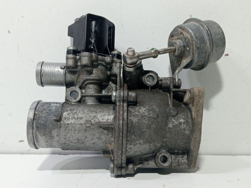 Recambio de valvula egr para land rover range rover (lm) 3.0 td6 referencia OEM IAM 70220704  