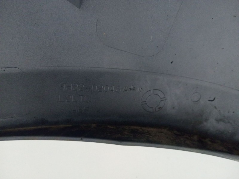 Recambio de aletin delantero derecho para land rover discovery iv (l319) 3.0 sdv6 4x4 referencia OEM IAM 9H2202048  