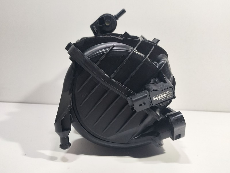 Recambio de colector admision para peugeot 207 1.4 16v vti referencia OEM IAM V75443558005  