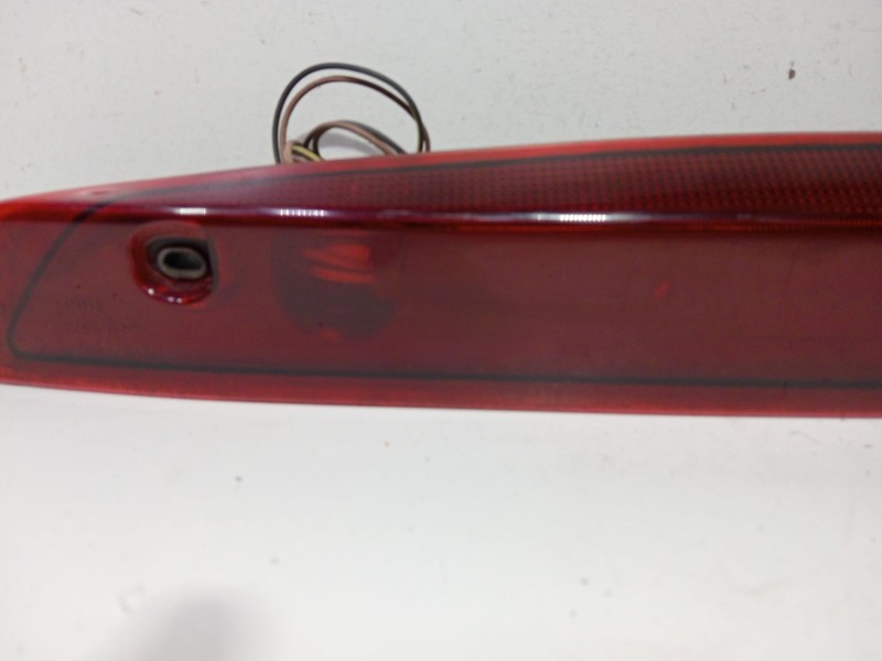 Recambio de luz central de freno para mercedes-benz viano (w639) 3.2 (639.711, 639.811) referencia OEM IAM A6398200056  